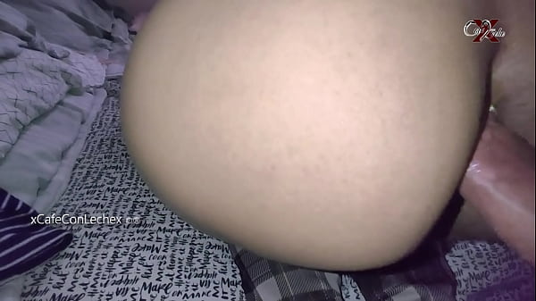Download Video - CORRE QUE NOS QUEDA POCO TIEMPO ANTES QUE VENGA TU PAPA &period;&period;&period; mi madrastra me entrega el culo y me la follo mientras mi jefe anda trabajando