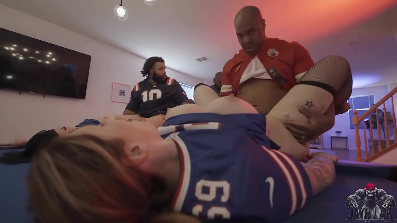 GÁNGBOLISMO ANTES DEL PARTIDO
                          blonde interracial brunette slut doggystyle deep throat pussy licking gangbang pussy fucking new pussy eating bareback dirty talk bbc pawg face fucking perfect ass wet pussy ass bouncing ass spreading standing sex spit on cock hard and fast fucking muchos negros