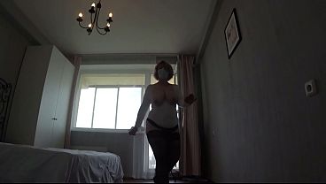 Striptease of a busty MILF with a big ass. Close-up of holes. A second camera watches the mature BBW. PAWG.