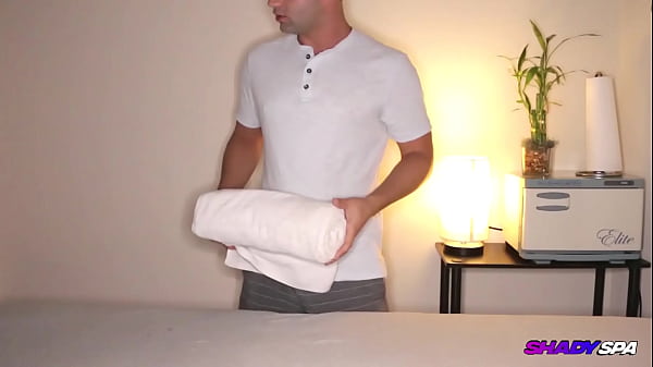 Shady Spa: Yumi&rsquo;s Yearning