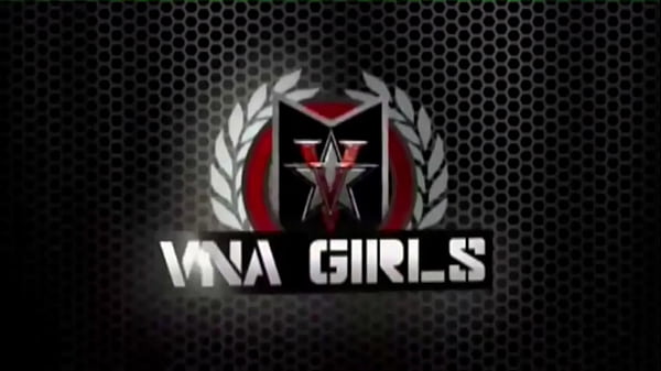 (Parte 2) DP com 2 gostosos completa com direito a gozada dupla na cara BBW Gostosa Demais