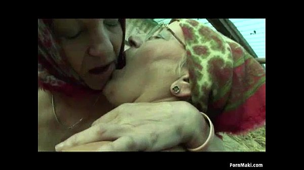 Granny Lesbians In A Barn