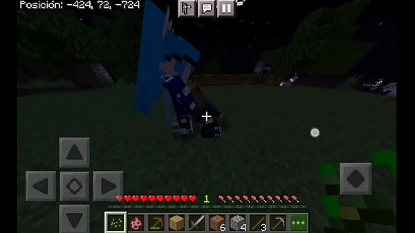 Jenny hace una profunda a mi Compa Robert. Se viene en menos de un minuto.