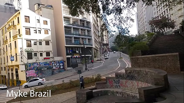 I met a married woman in the square of São Paulo and took her to a motel. See everything that rolls in this bitching, lots of sex and oral she suckled tasty