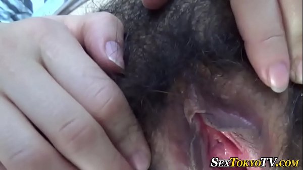 Download Video - Asian teen washes pussy