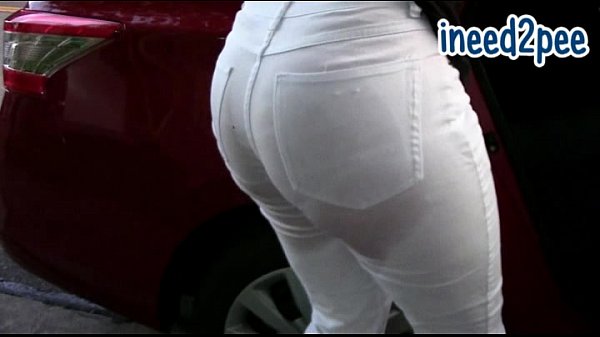 Sinn Sage can't hold her bladder and wets herself 2014