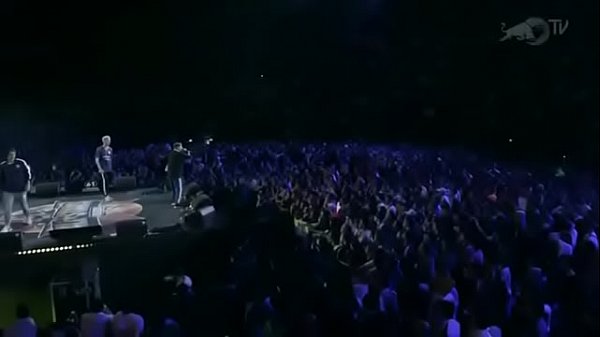 Peruvian gives v. a screaming Spanish