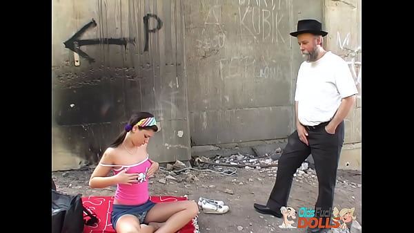 Old pervert Pavel Terrier fucks teen brunette Annie outdoors