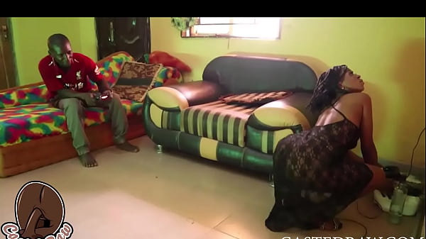 Download Video - FREE NAIJA PORN &colon; MILF housewife cant keep her big ass to herself