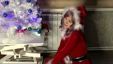 Man Hard Rough Fucks Horny Elf after Hot Blowjob on Christmas and Cumshot