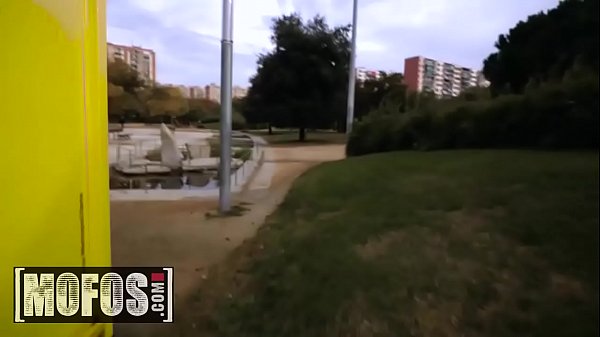 Download Video - Publick Pickups - &lpar;Anya Krey&rpar; - Anal By The Parking Lot - MOFOS