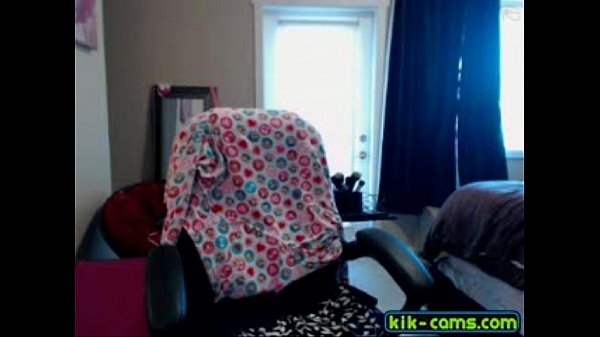 Hot busty big tit cam babe uses hitachi on tight pussy