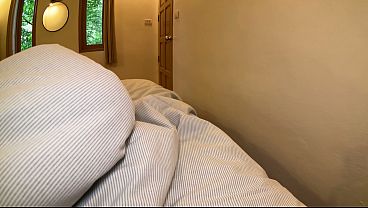 I share a room with my stepsister. Great sex and squirting. The whole bed is wet.