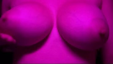 Italian Big Tits Milf Artemisia Love Making her tits bounce for you