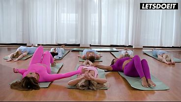 Yoga Class Turns Lesbian Strap On Squirting Threesome - A GIRL KNOWS