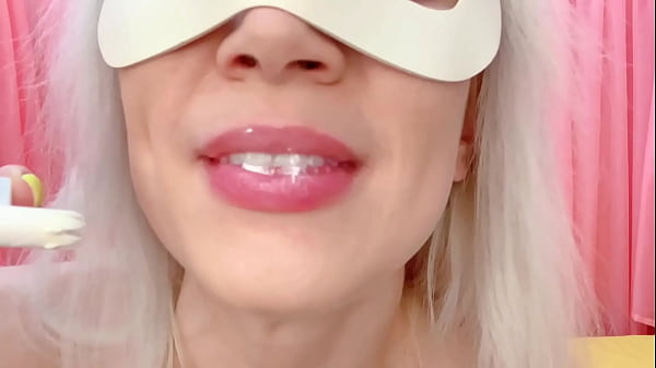 VORE: MIA'S MIMI WHIPPED CREAM BREAKFAST