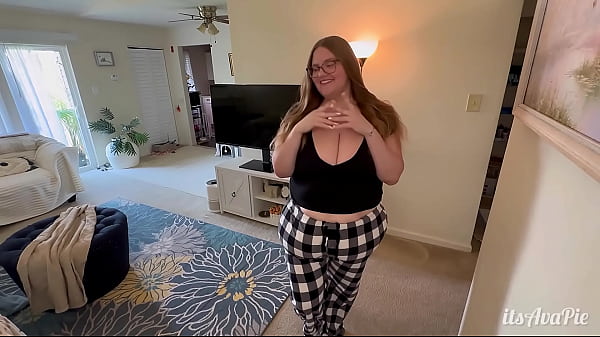 Download Video - Fucking BBW coworker POV movie night