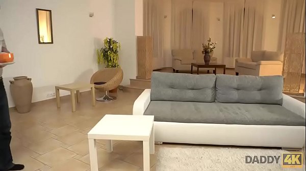 Download Video - DADDY4K&period; Dad talks a lot with Jessi then seduces her for hard sex