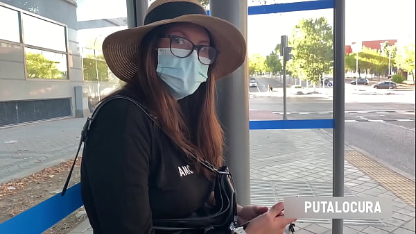 Download Video - PutaLocura - La chilena Camila Bow es pillada por Torbe y se traga su leche en polvo guarro