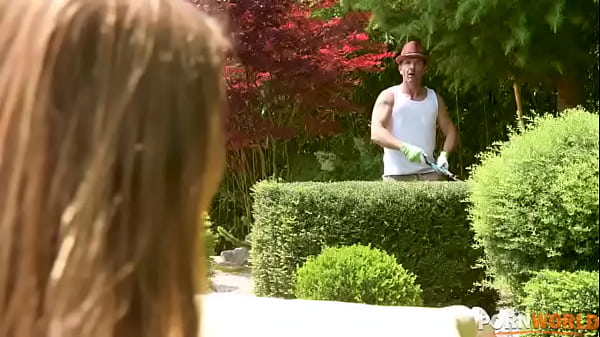 Russian babe Kaisa Nord fucks her gardener and slurps up his man juice GP1326