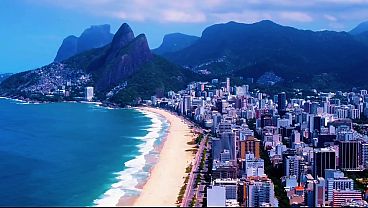 Petite Brazilian Getting Her Wet Pussy Stretched In A Hot Fuck! Bela Sampaio