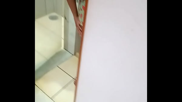 Download Video - gostosa no banheirro