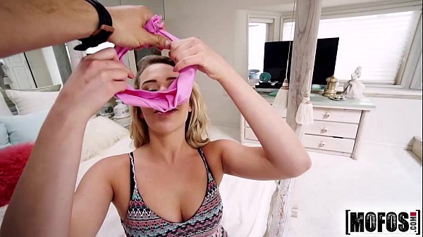 Download Video - Mofos&period;com - CALI carter&comma; MIA malkova
