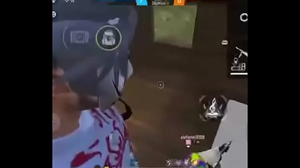 fudendo a novinha com pressao no barraco de madeira, gozou sem dó