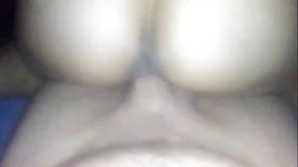 Amature rides reverse cowboy on a massive cock and getting internal creampie