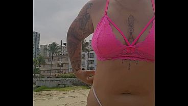 Mostrando minha buceta pro fã casado