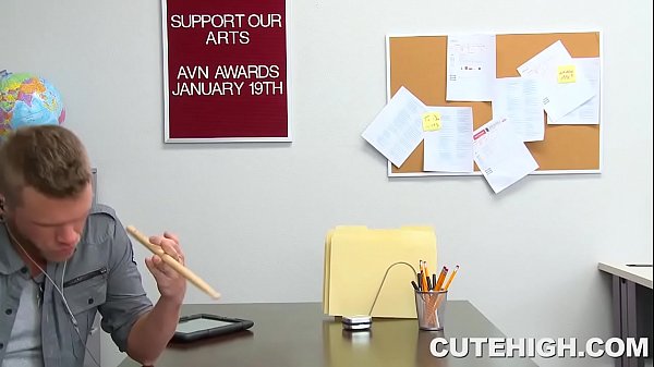 Sultry Rilynn Rae Sucks Dick and Boned