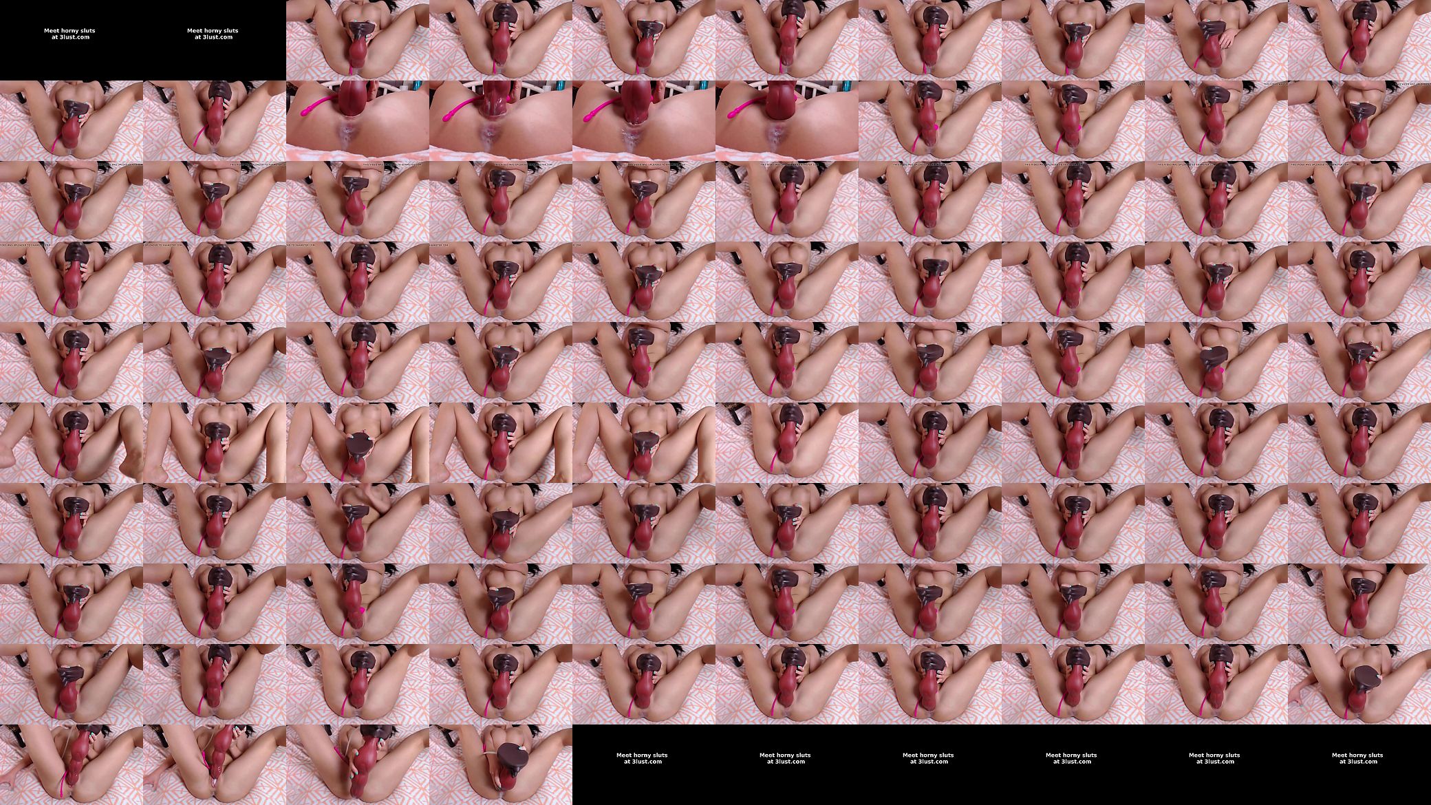 Britney Playing Giant Dildo In Her Wet Pussy 预览图
