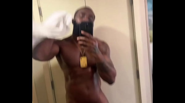 WoodMorning ️️ Who got a deep throat?