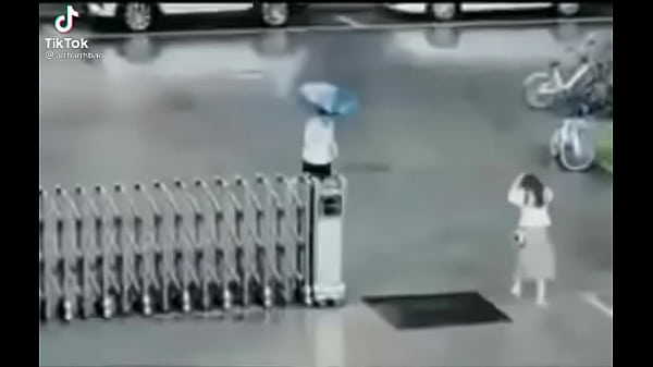 Video x&aacute;c minh