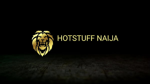 Estou esperando o meu m&eacute;dico de madrugada com a buceta bem molhada Stella Still Completo