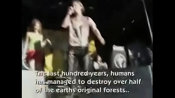 Couple fuck on stage during a concert
