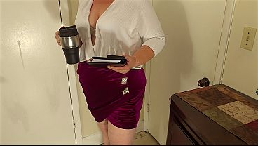 Big fat juicy ass booty real estate agent boss working from her home office dressed in mini skirt and heels showing off her thick legs and panty under the desk - Gets fucked doggystyle and creampied by black cock  - BBW SSBBW - Jamdown26 Dad0603