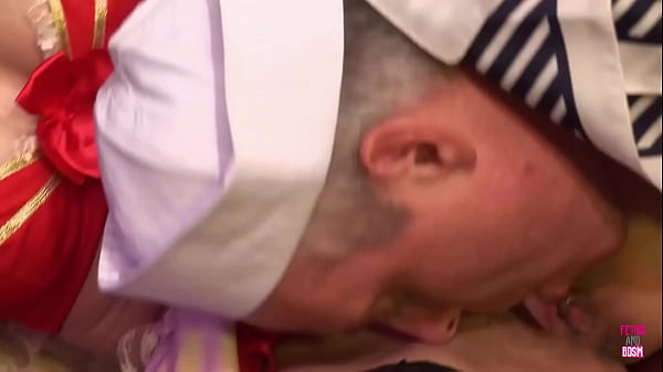 A sailor got the pleasure to bang a brunette bitch and cum in her mouth
