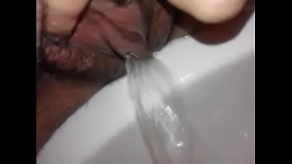 Download Video - Piss4me 1