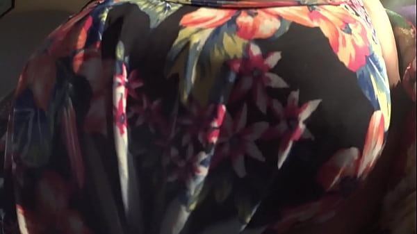 Download Video - UN MORBOSO DIA CON LA VECINA CALIENTE