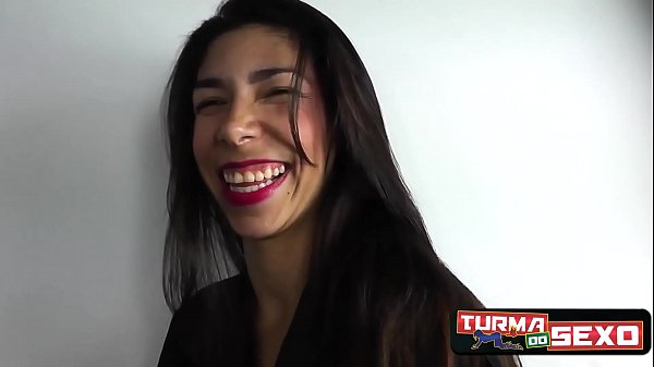 Download Video - Cristiane Fatally chega no Turma com muito tes&atilde;o no cuzinho&period; - Cris Fataly - Frotinha Porn Star -