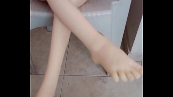 thumb doll