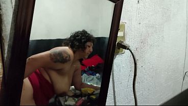 a quickie with the cleaning in front of the mirror