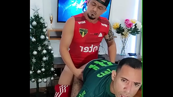 Download Video - Palmeirense levando vara do S&atilde;o Paulino