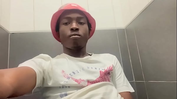 boy masturbates in mall toilet