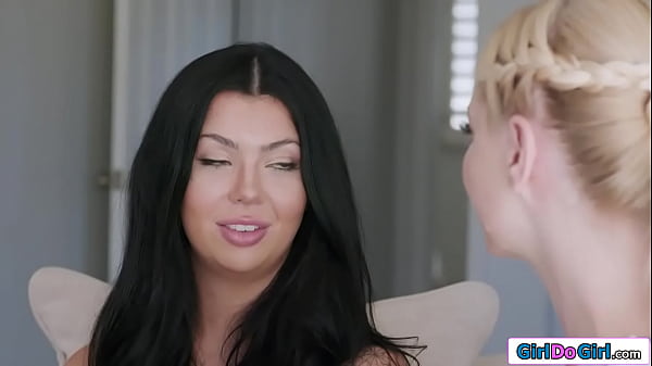 My gfs big tits stepmom gives me my first lesbian experience