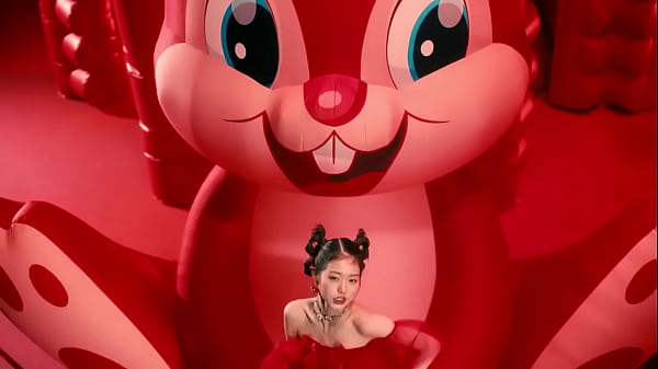 IVE 'After LIKE' MV