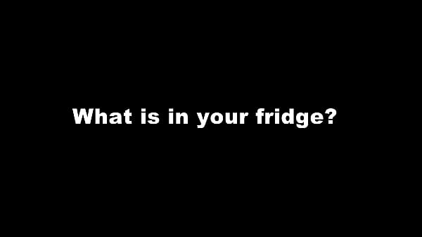 Cute VosAmour girl Roxanna tells us what is in her fridge! Behind the scenes