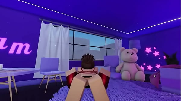 Roblox stripper Kitty show off her stripper moves and gets naked and masturbates