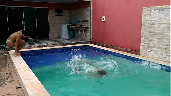 I CATCH THE PREGNANT LITTLE POOL INSIDE ALLË PJTX POOL